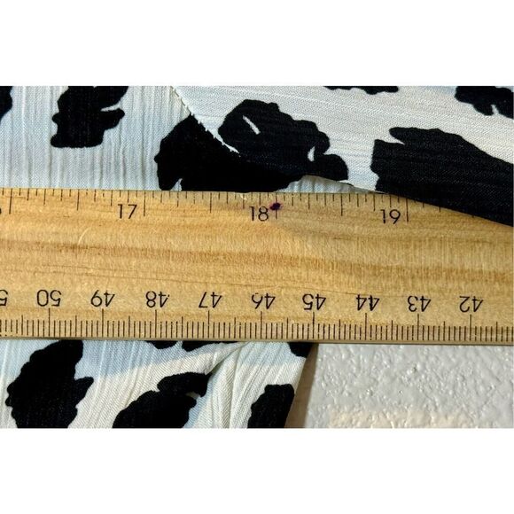 NWOT .Object Band Collar Black & White Bohemian Long Sleeve Abstract Dress XS - Picture 9 of 9